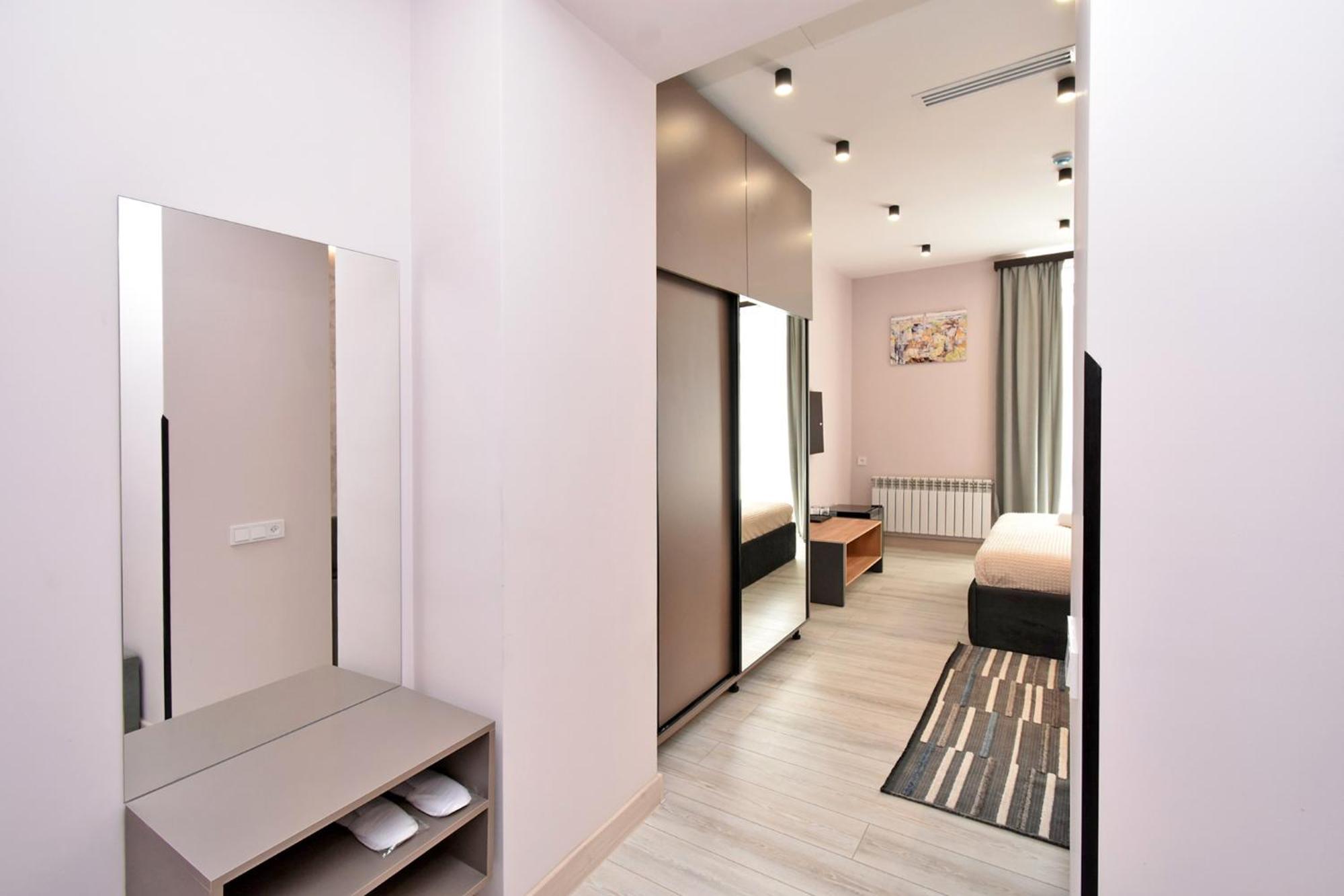 Avenue 23 Boutique Hotel Jerevan Exteriör bild