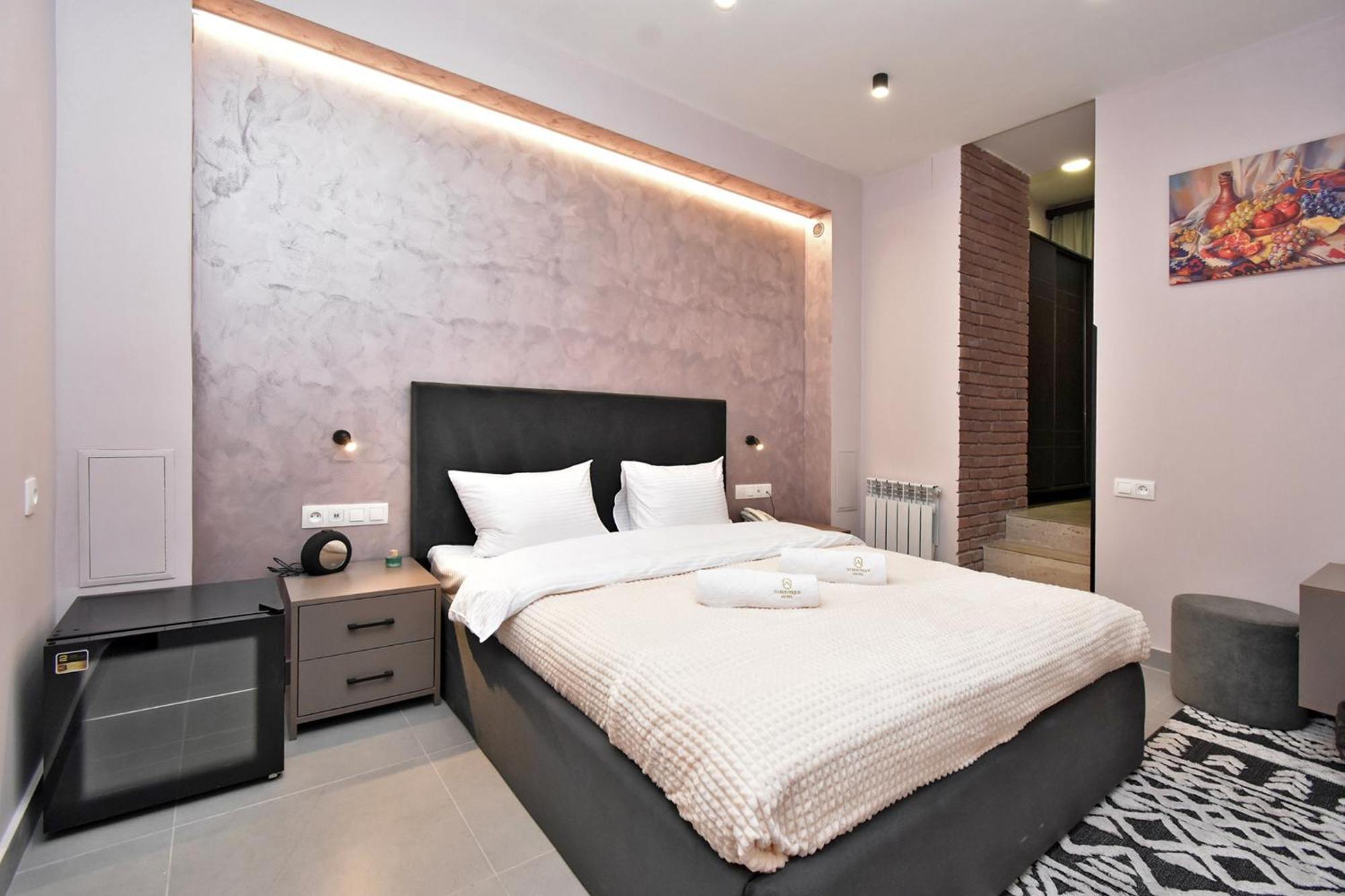 Avenue 23 Boutique Hotel Jerevan Exteriör bild